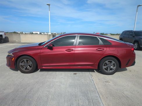 Used 2022 Kia K5 LXS image 8