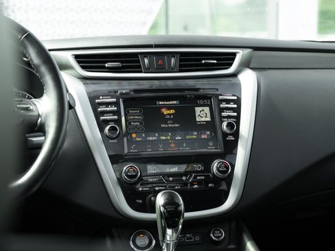 Used 2020 Nissan Murano Platinum AWD/4WD image 10