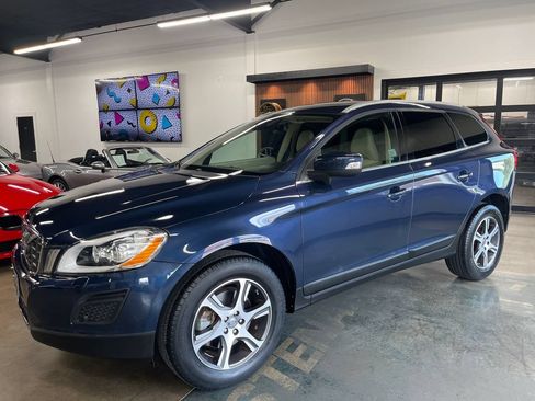 Used 2013 Volvo XC60 T6 Premier Plus AWD/4WD image 5