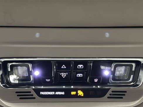 Used 2024 Lincoln Aviator AWD w/ Premium Package image 9