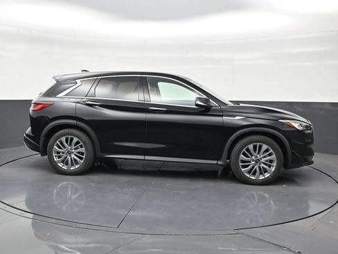 Used 2023 INFINITI QX50 Pure FWD image 6