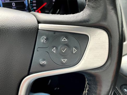 Used 2019 GMC Yukon XL SLT w/ Premium Edition image 21