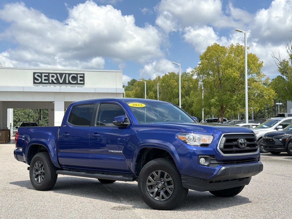 Used 2023 Toyota Tacoma SR5 AWD/4WD image 1