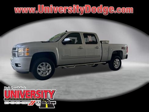 Used 2014 Chevrolet Silverado 2500 LT w/ Z71 Appearance Package AWD/4WD image 1
