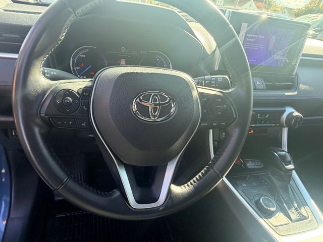 Used 2023 Toyota RAV4 SE AWD/4WD image 14