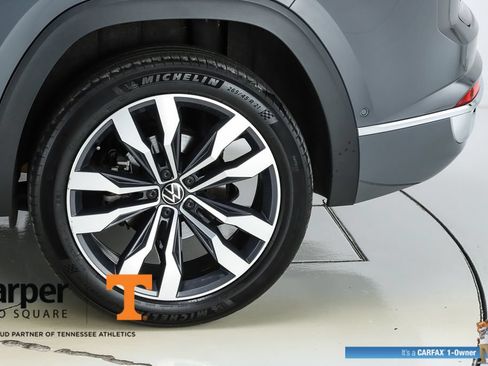 Used 2020 Volkswagen Atlas Cross Sport SEL Premium R-Line AWD/4WD image 45