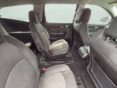 Used 2015 Chevrolet Traverse LT AWD/4WD image 17