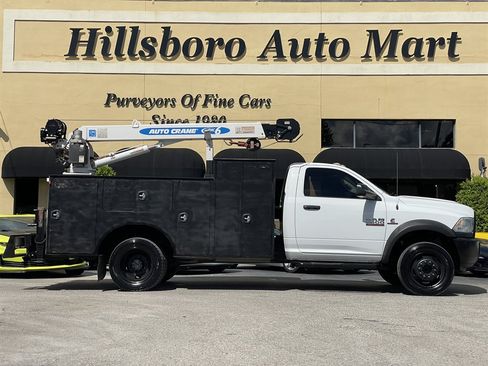 Used 2018 RAM 5500 Tradesman RWD image 4
