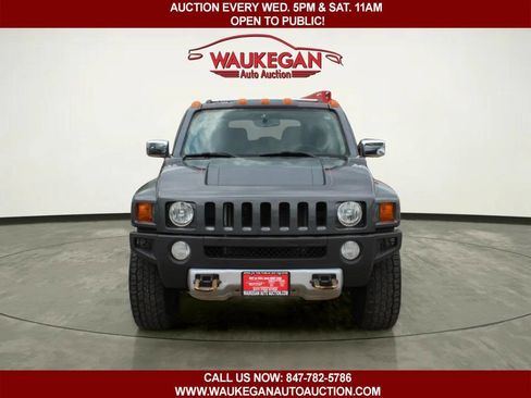 Used 2008 HUMMER H3 Alpha AWD/4WD image 2