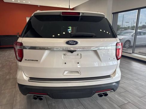 Used 2018 Ford Explorer Platinum AWD/4WD image 7
