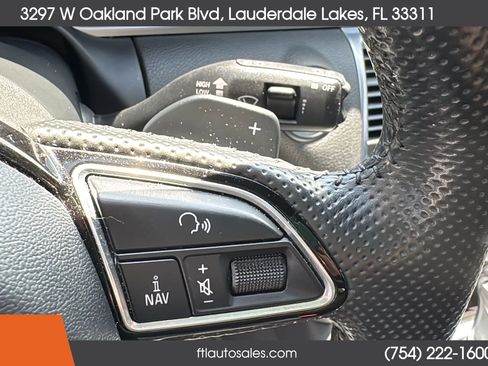 Used 2015 Audi Q7 3.0T S line Prestige w/ S Line Package AWD/4WD image 64