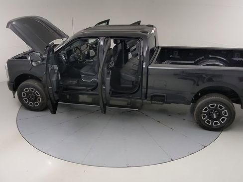 New 2025 Ford F350 Platinum w/ FX4 Off-Road Package image 52