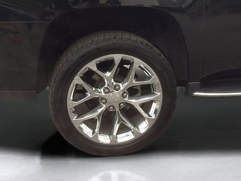 Used 2018 GMC Yukon XL SLT image 16