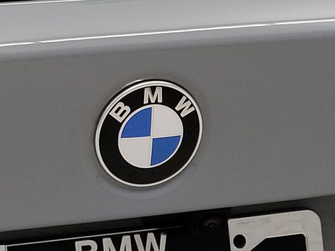 New 2026 BMW 330i Sedan w/ M Sport Package image 18