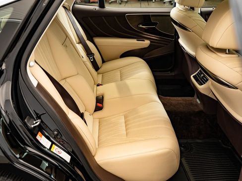 Used 2018 Lexus LS 500 AWD w/ Interior Upgrade Package image 49