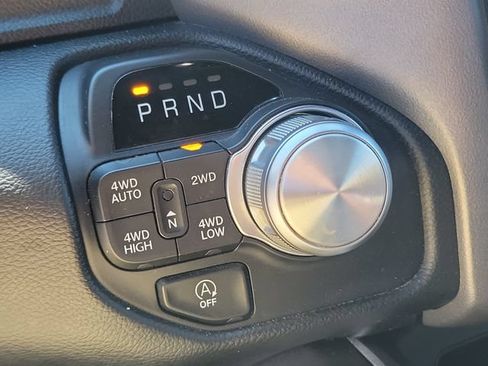 Used 2020 RAM 1500 Laramie AWD/4WD image 16