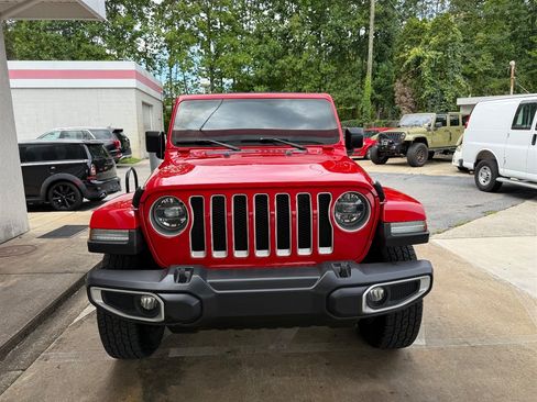 Used 2020 Jeep Wrangler Unlimited Sahara AWD/4WD image 19