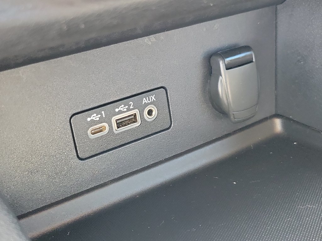 Certified 2023 Nissan Sentra SV w/ All-Weather Package FWD image 30