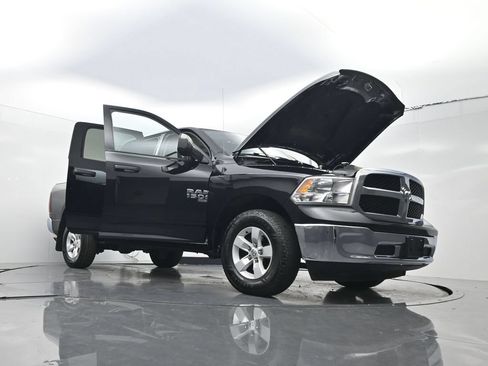 Used 2023 RAM 1500 Classic SLT w/ Trailer & Traction Group AWD/4WD image 30
