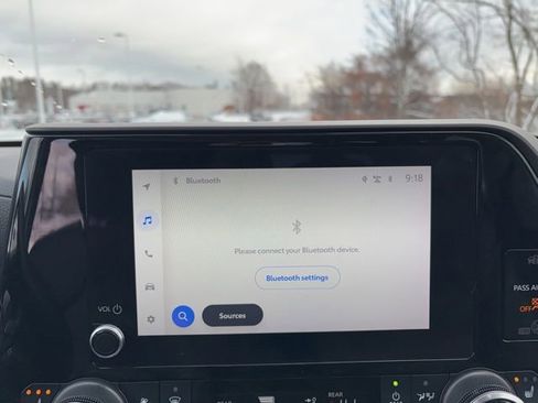 Certified 2023 Toyota Highlander XLE image 34