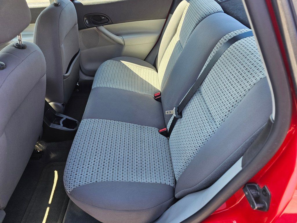 Used 2007 Ford Focus SE FWD image 41