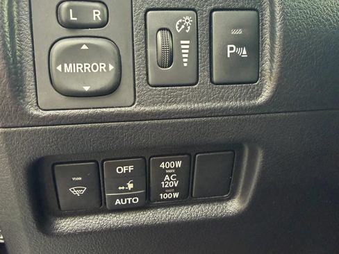 Used 2017 Toyota 4Runner Limited AWD/4WD image 22