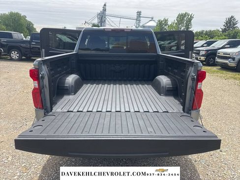 Used 2025 Chevrolet Silverado 1500 LTZ AWD/4WD image 13