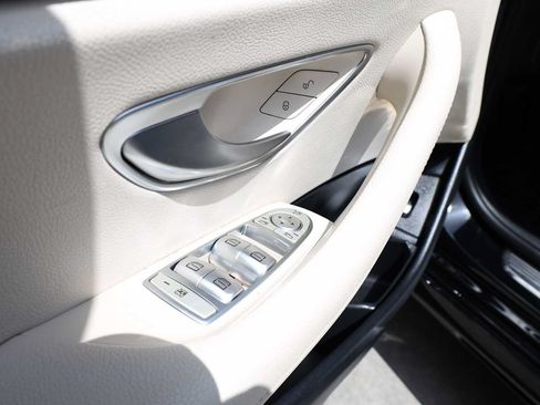 Used 2019 Mercedes-Benz E 450 4MATIC Sedan image 44