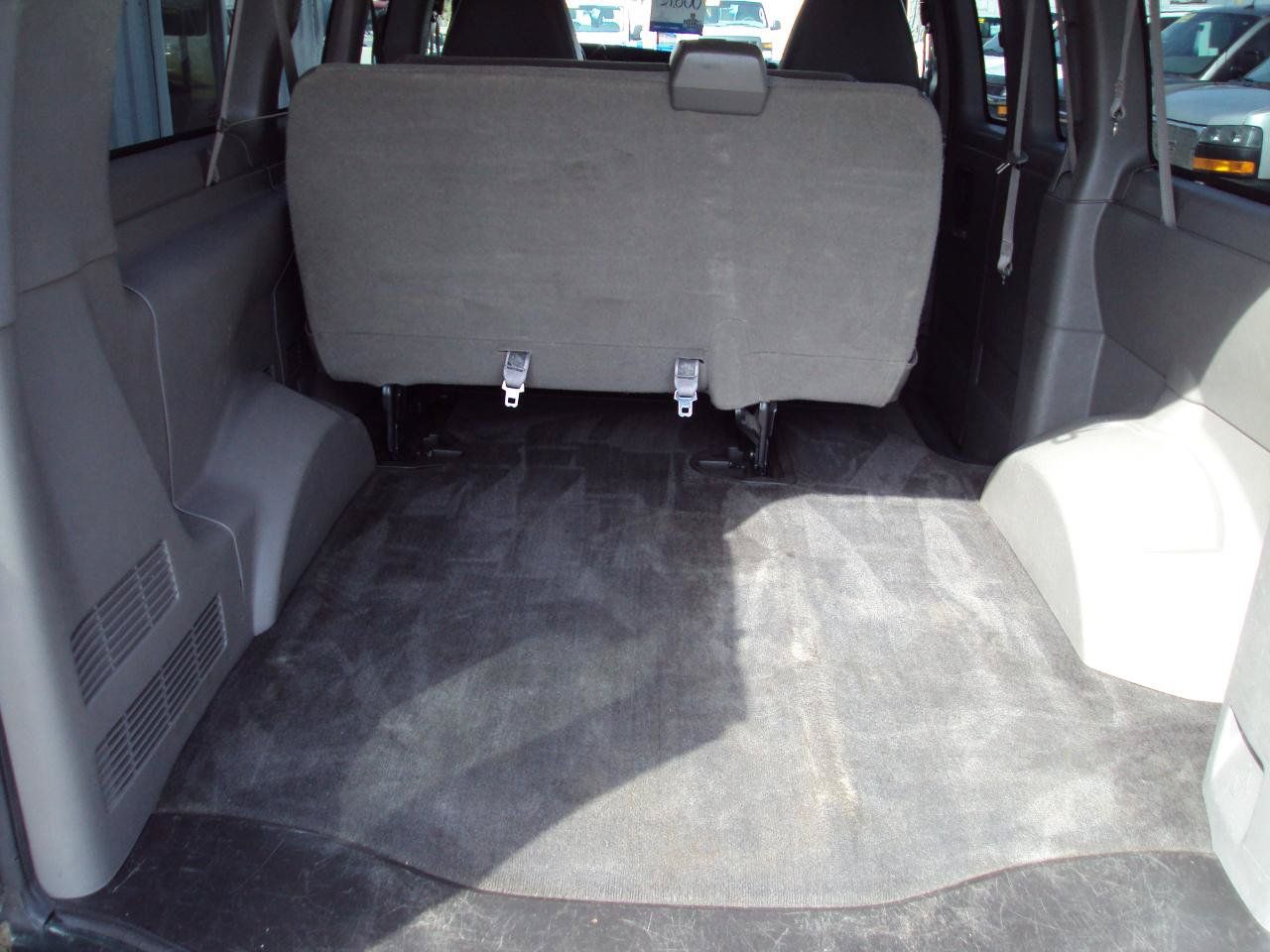 Used 2014 Chevrolet Express 1500 LT w/ LT Preferred Equipment Group AWD/4WD image 8