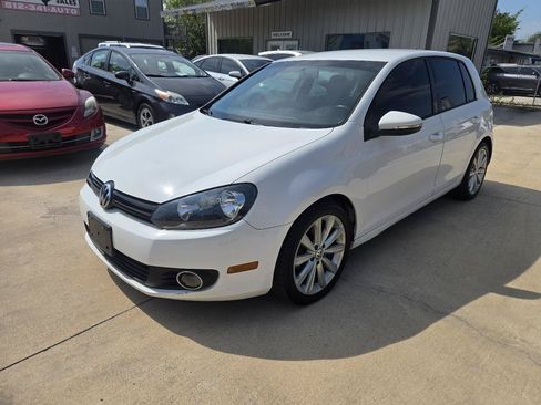 Used 2013 Volkswagen Golf TDI FWD image 3