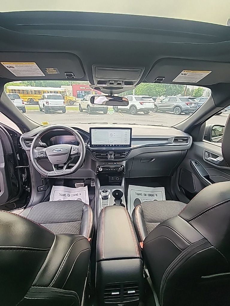 Used 2023 Ford Escape ST-Line w/ Tech Pack #1 AWD/4WD image 16