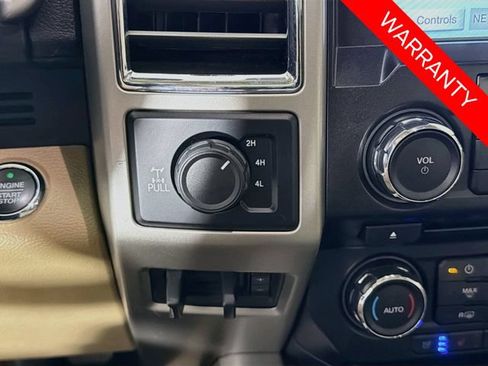 Used 2017 Ford F250 Lariat w/ Lariat Ultimate Package AWD/4WD image 17