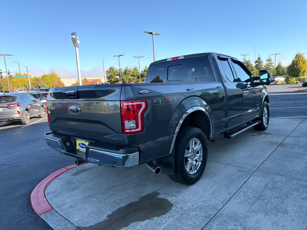Used 2017 Ford F150 XLT w/ Equipment Group 302A Luxury AWD/4WD image 4