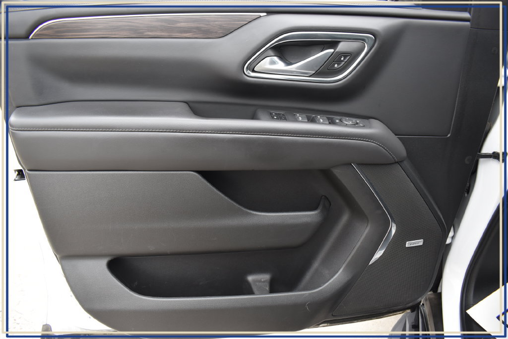 Used 2023 Chevrolet Tahoe LT AWD/4WD image 12