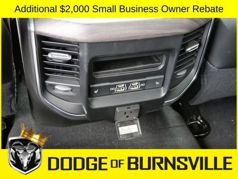 New 2026 RAM 2500 Laramie AWD/4WD image 10