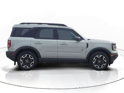 Used 2023 Ford Bronco Sport Outer Banks w/ Tech Package AWD/4WD image 4