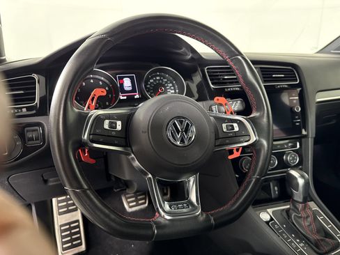 Used 2021 Volkswagen GTI SE FWD image 23