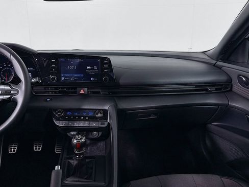 Used 2021 Hyundai Elantra N Line image 12