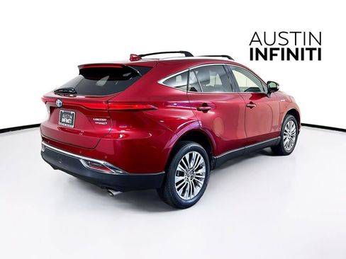 Used 2021 Toyota Venza Limited image 7