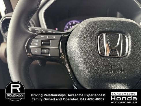 Certified 2026 Honda Pilot Touring image 12