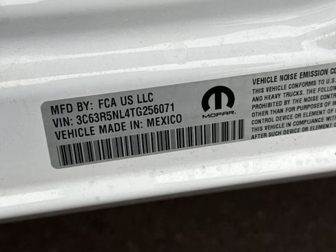 New 2026 RAM 2500 Laramie AWD/4WD image 32