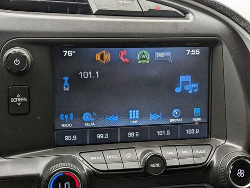 Used 2017 Chevrolet Corvette Stingray Coupe w/ 1LT RWD image 26