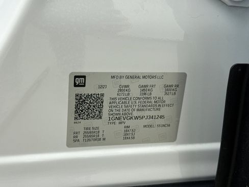 Used 2023 Chevrolet Traverse LT AWD/4WD image 26