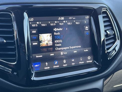 Used 2019 Jeep Compass Altitude image 12