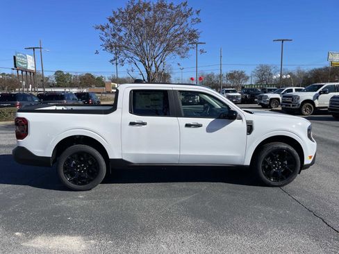 New 2026 Ford Maverick XLT w/ XLT Luxury Package AWD/4WD image 2