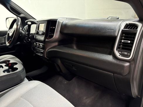 Used 2021 RAM 2500 Big Horn image 32
