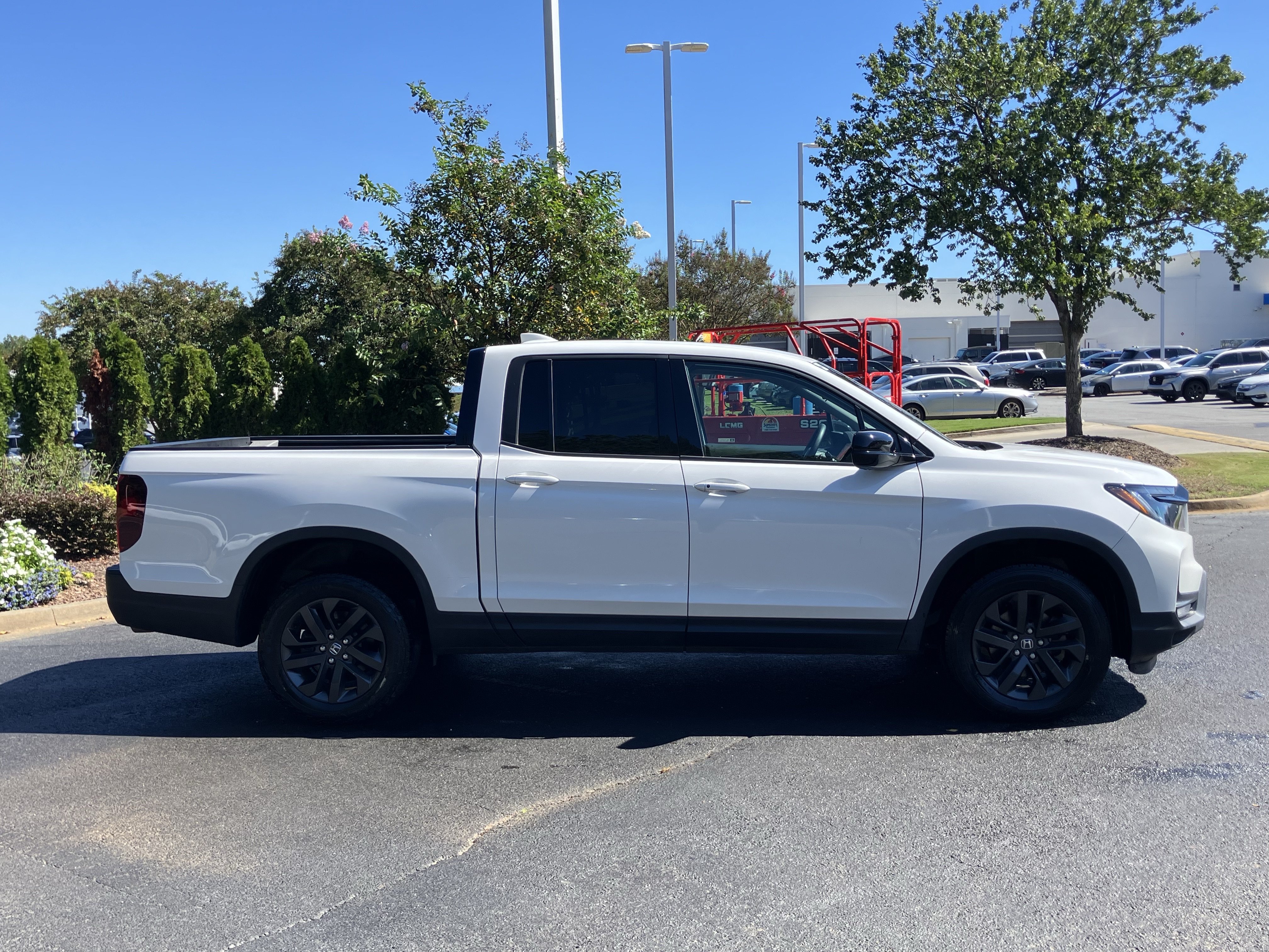 Certified 2023 Honda Ridgeline Sport image 11
