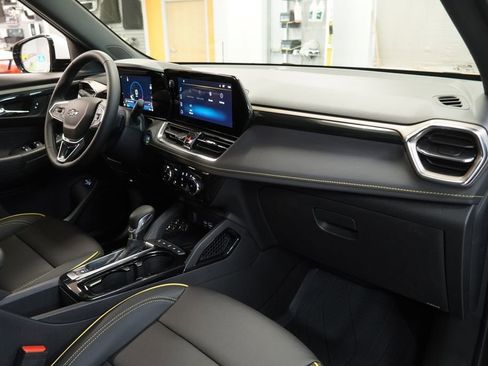 New 2026 Chevrolet TrailBlazer ACTIV w/ Convenience Package FWD image 34