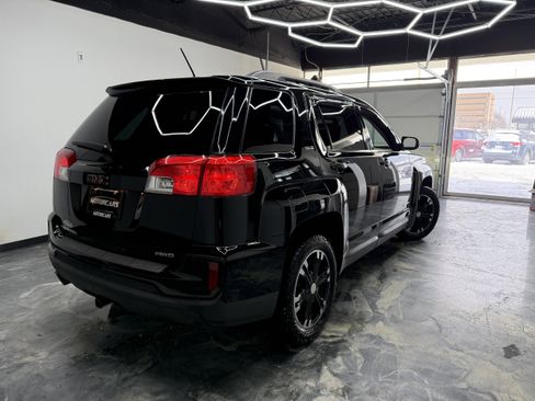 Used 2017 GMC Terrain SLE image 5