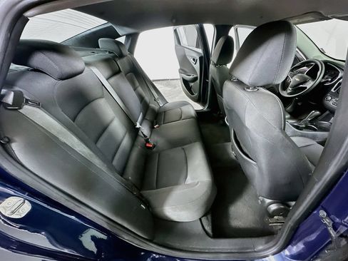 Used 2020 Chevrolet Malibu LT FWD image 11